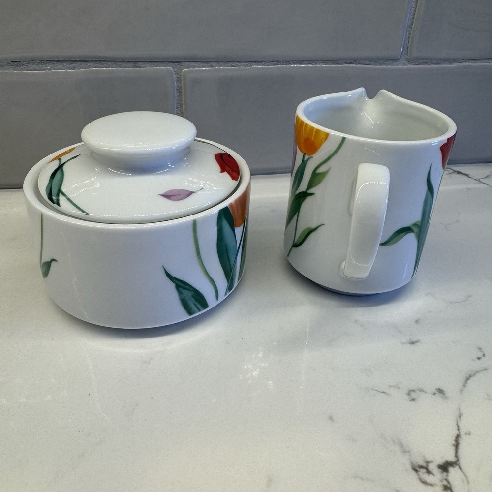 Studio Nova Flourish Tulip Print Sugar Bowl with Lid & Matching Creamer - Picture 4 of 11